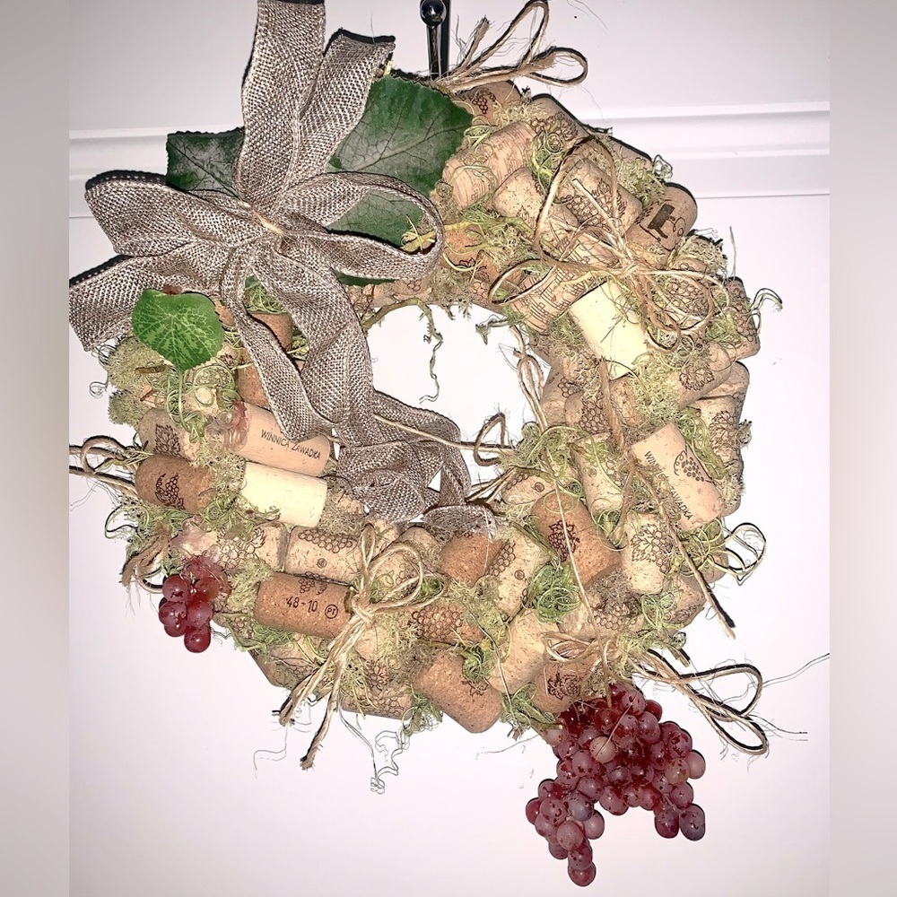 Vintage handmade Wine Cork and grapes Wreath 12”